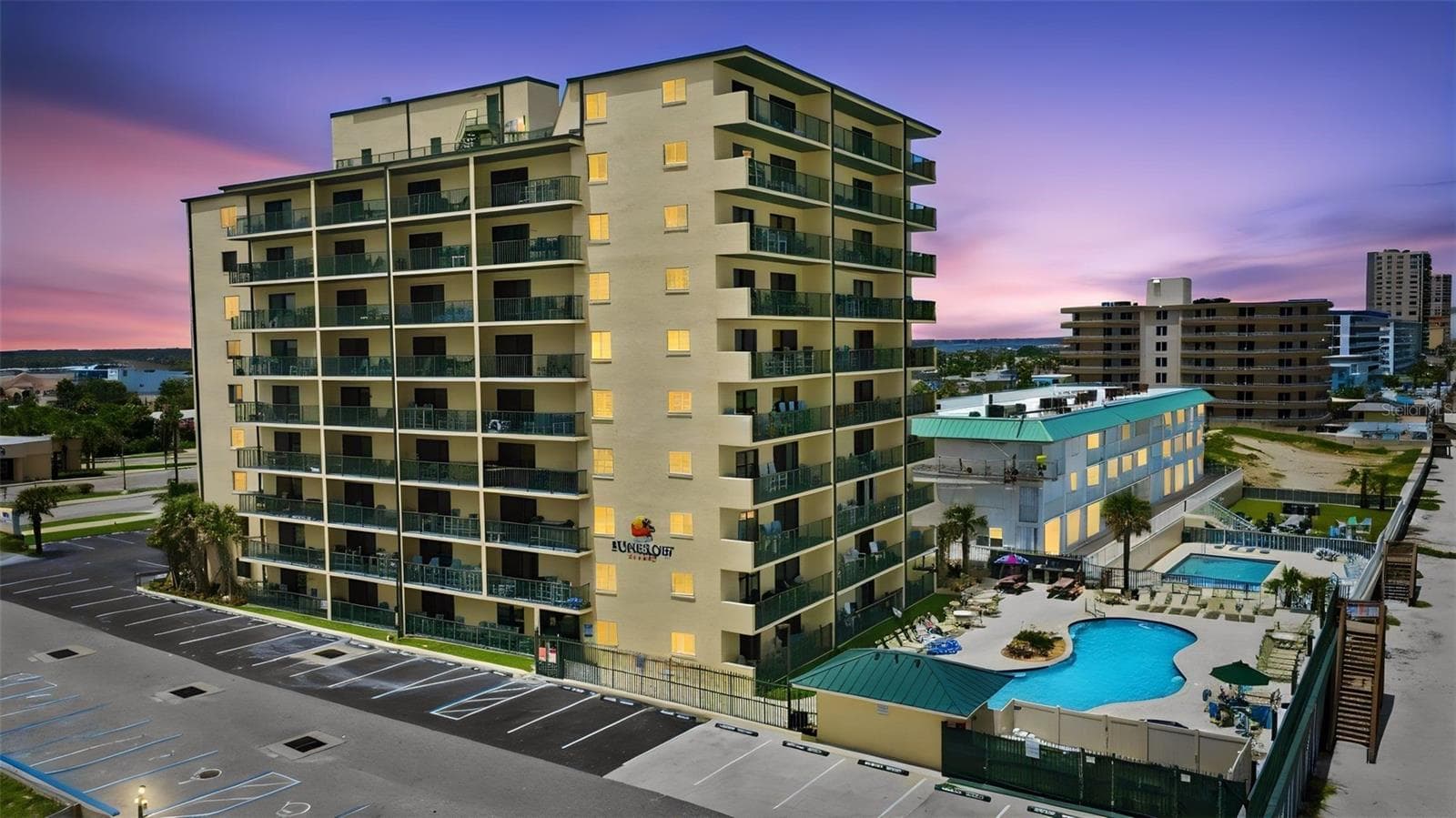 3647 S ATLANTIC AVE #2D