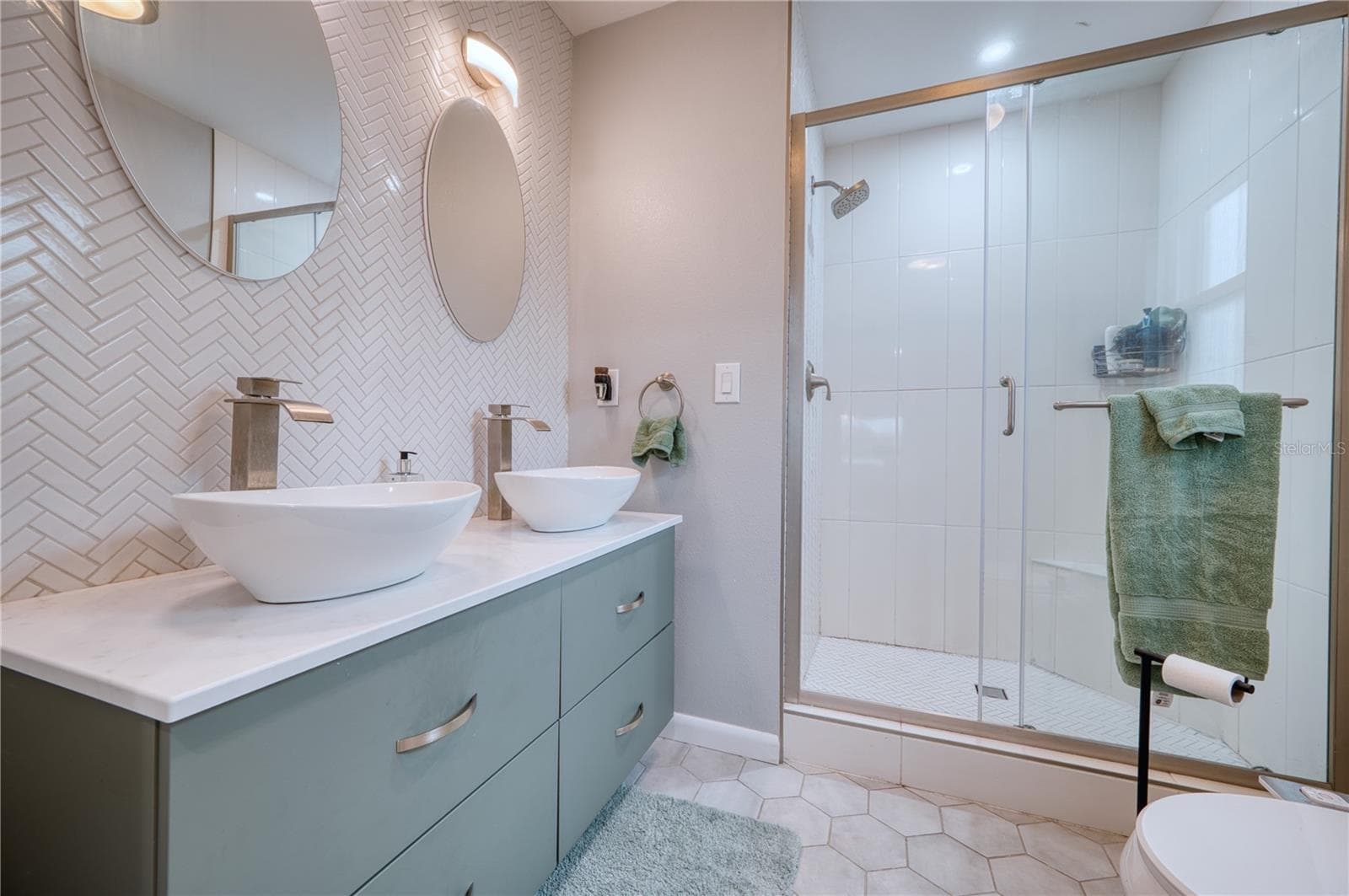 Primary Bath - 6316 5TH AVE NW, BRADENTON