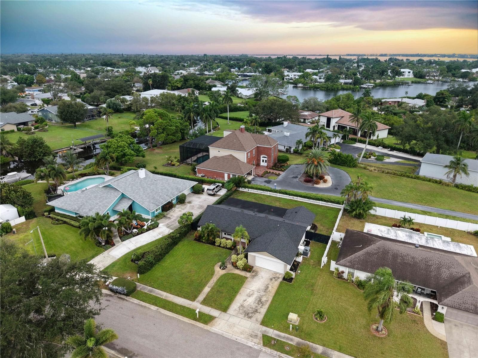 Single Family Residence at 6316 5TH AVE NW, BRADENTON, photo 27 of 32