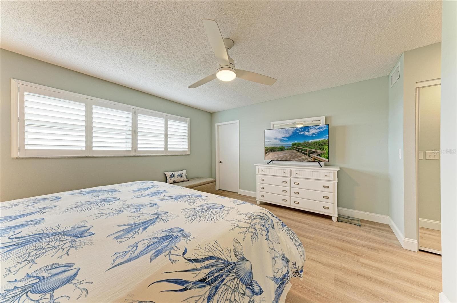 Condominium at 4040 IRONWOOD CIR #702F, BRADENTON, photo 21 of 38