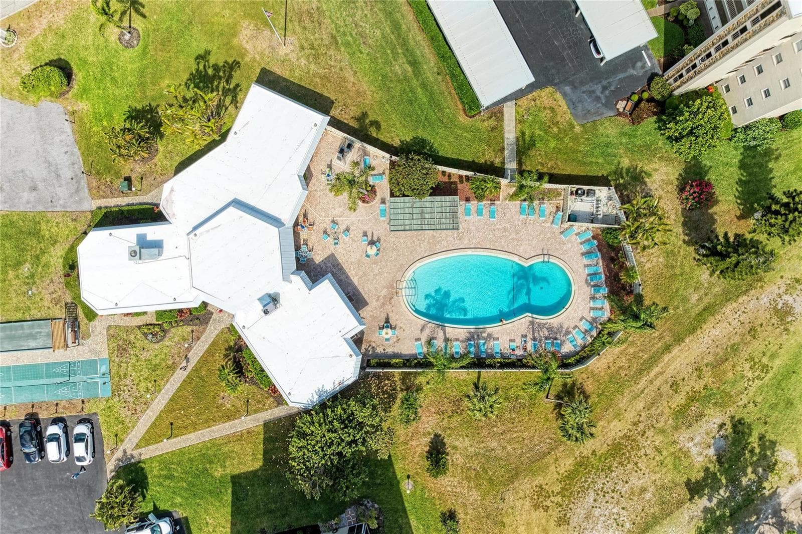 Condominium at 4040 IRONWOOD CIR #702F, BRADENTON, photo 32 of 38