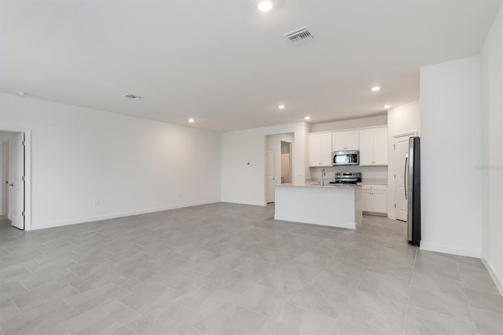 Kitchen & Dining Area - 13320 GRASSMERE CT, PUNTA GORDA