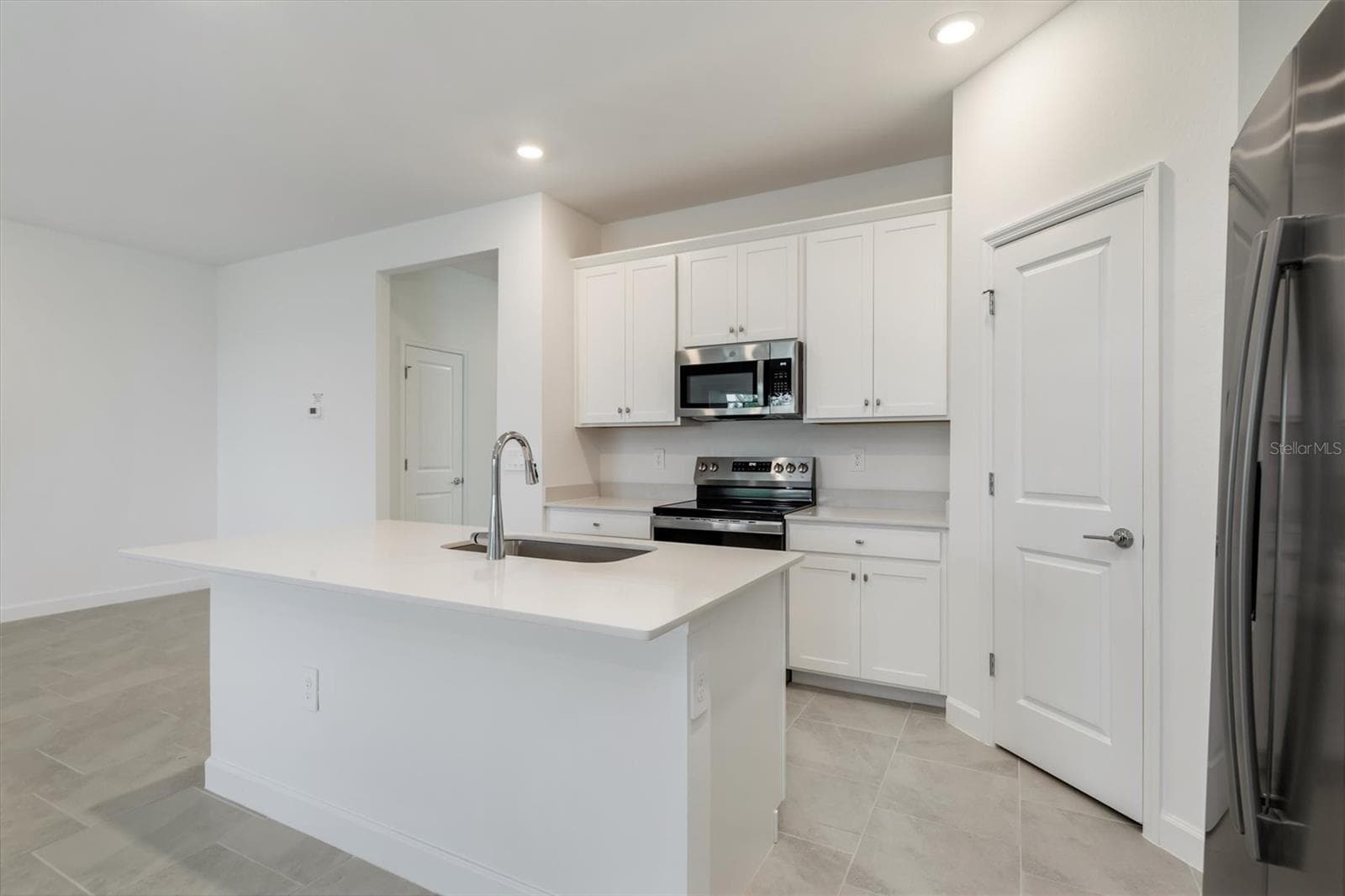 Single Family Residence at 13320 GRASSMERE CT, PUNTA GORDA, photo 10 of 44