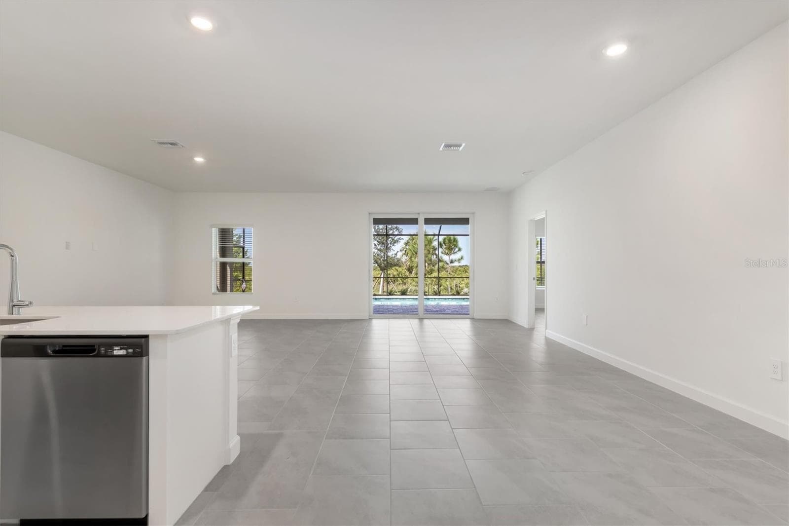 Single Family Residence at 13320 GRASSMERE CT, PUNTA GORDA, photo 13 of 44