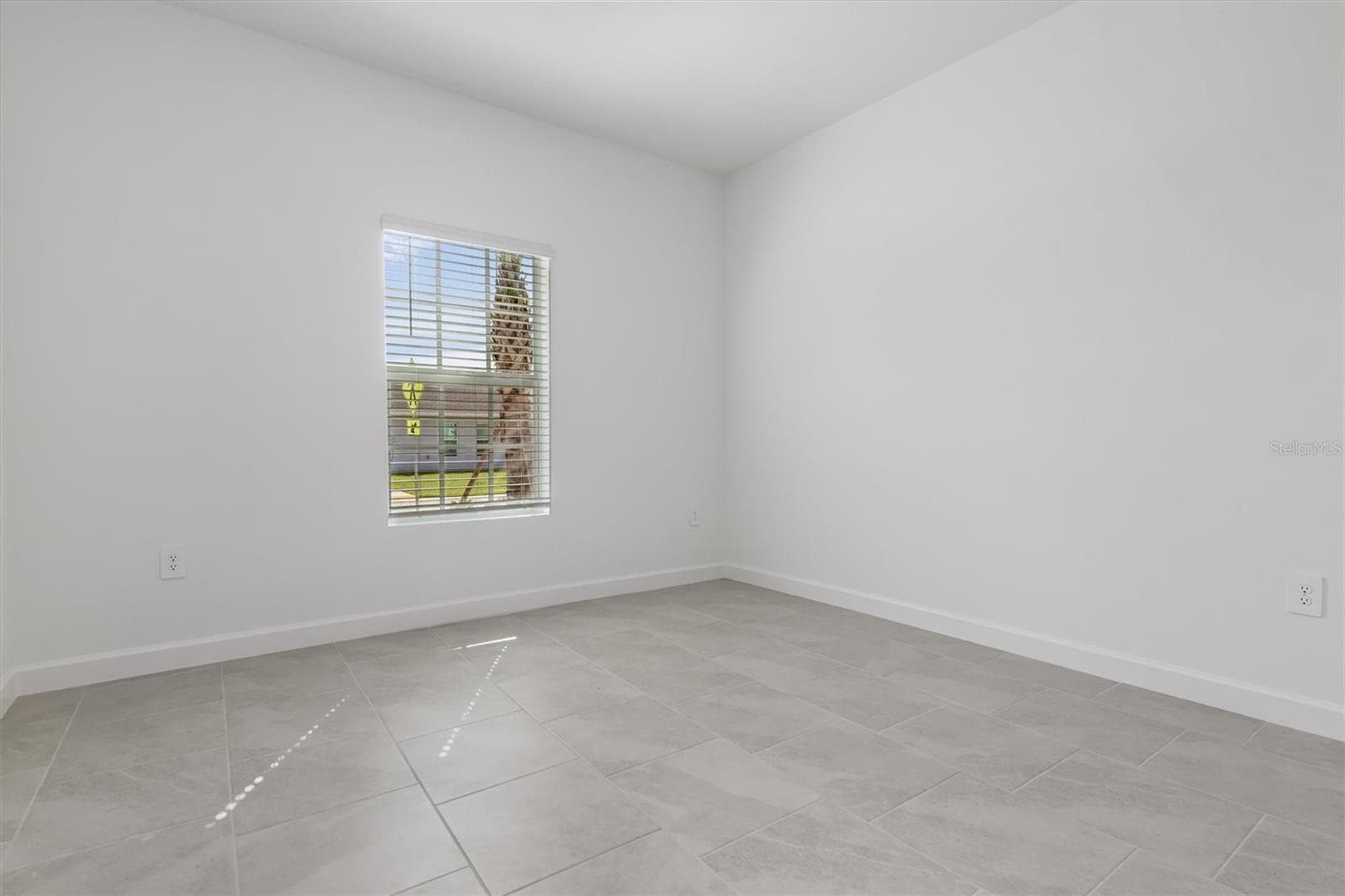 Second Bedroom in Front of House - 13320 GRASSMERE CT, PUNTA GORDA