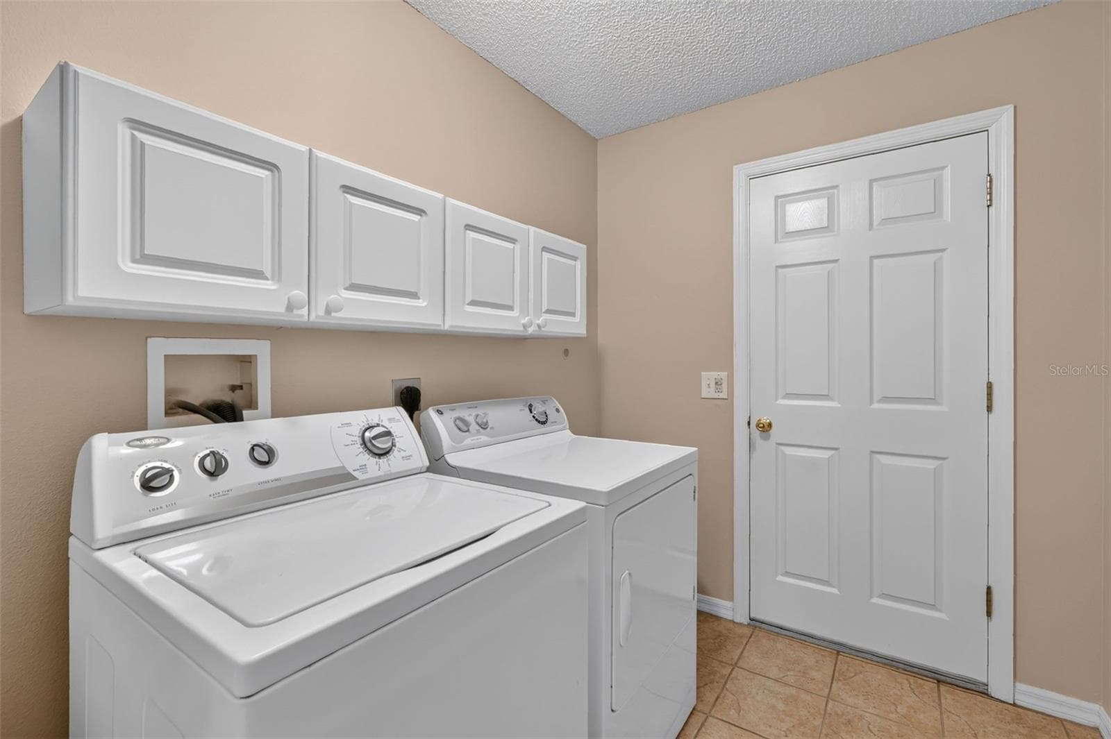Single Family Residence at 2022 CASTANO PL, THE VILLAGES, photo 23 of 25