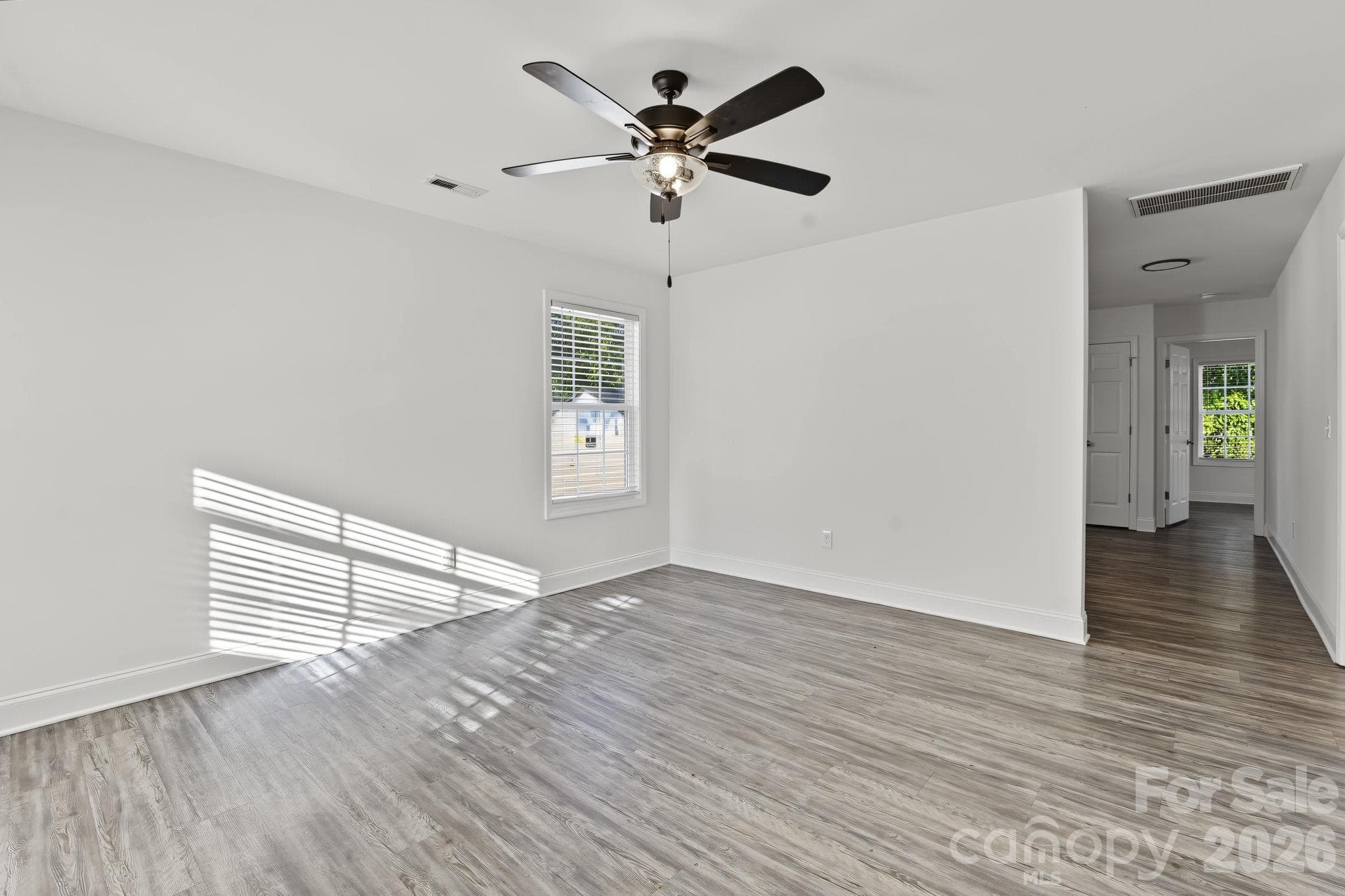 Single Family Residence at 1334 Flint Hill Street, Rock Hill, photo 5 of 26