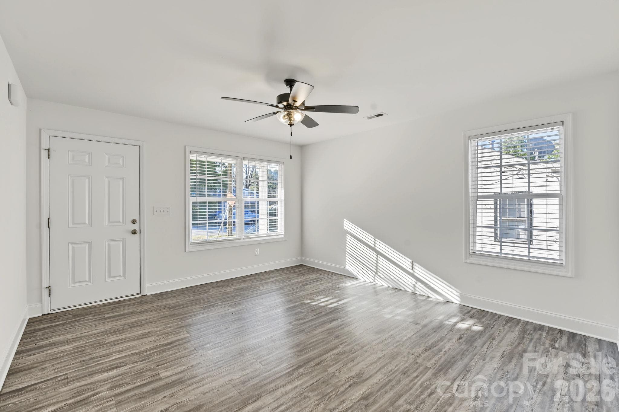 Single Family Residence at 1334 Flint Hill Street, Rock Hill, photo 8 of 26