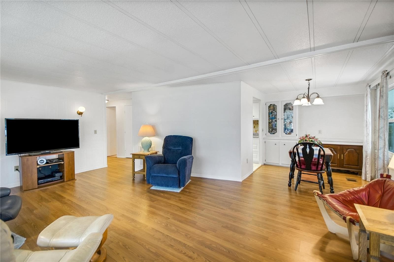 Mobile Home at 410 HAWTHORNE BLVD, LEESBURG, photo 10 of 44