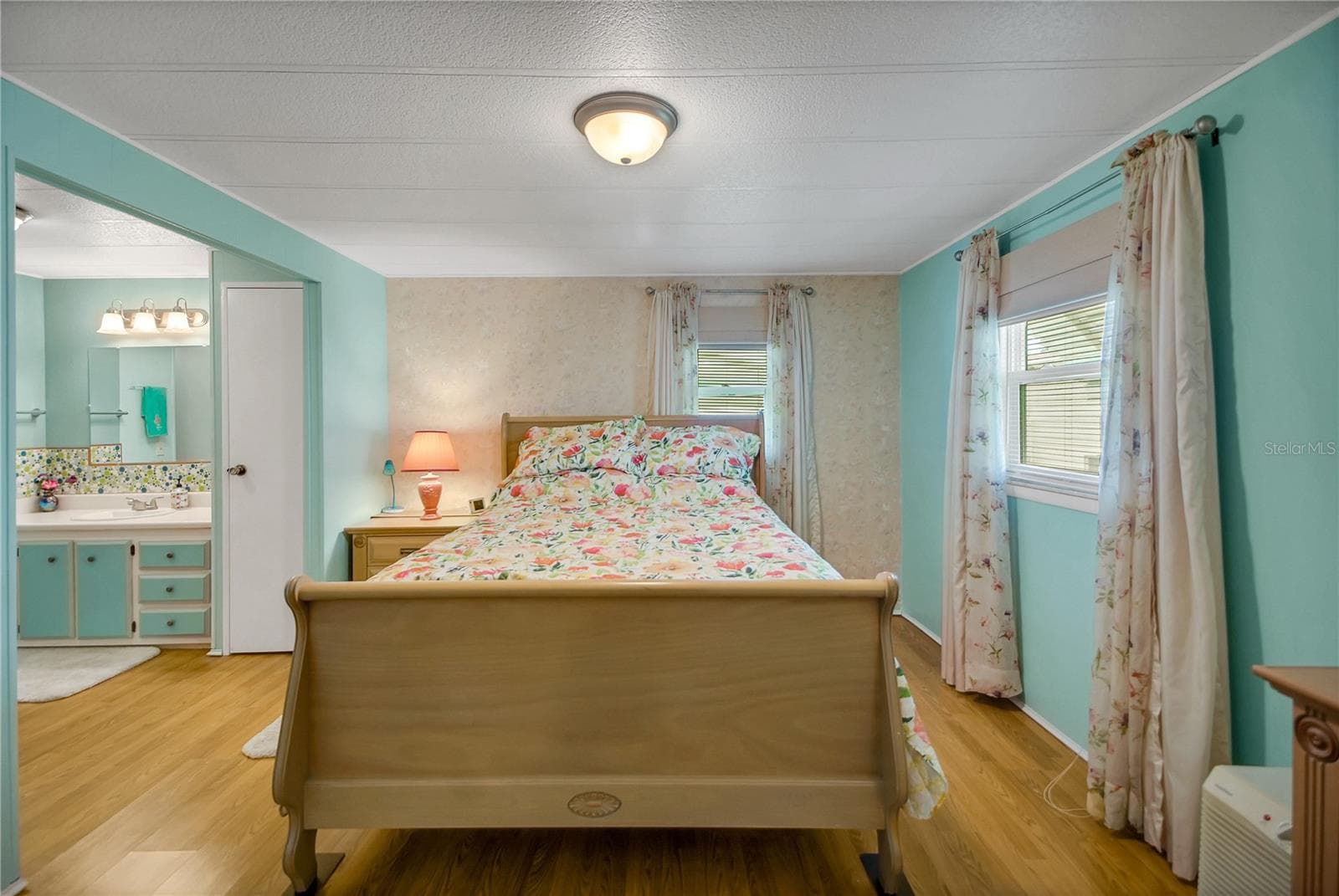 Mobile Home at 410 HAWTHORNE BLVD, LEESBURG, photo 23 of 44