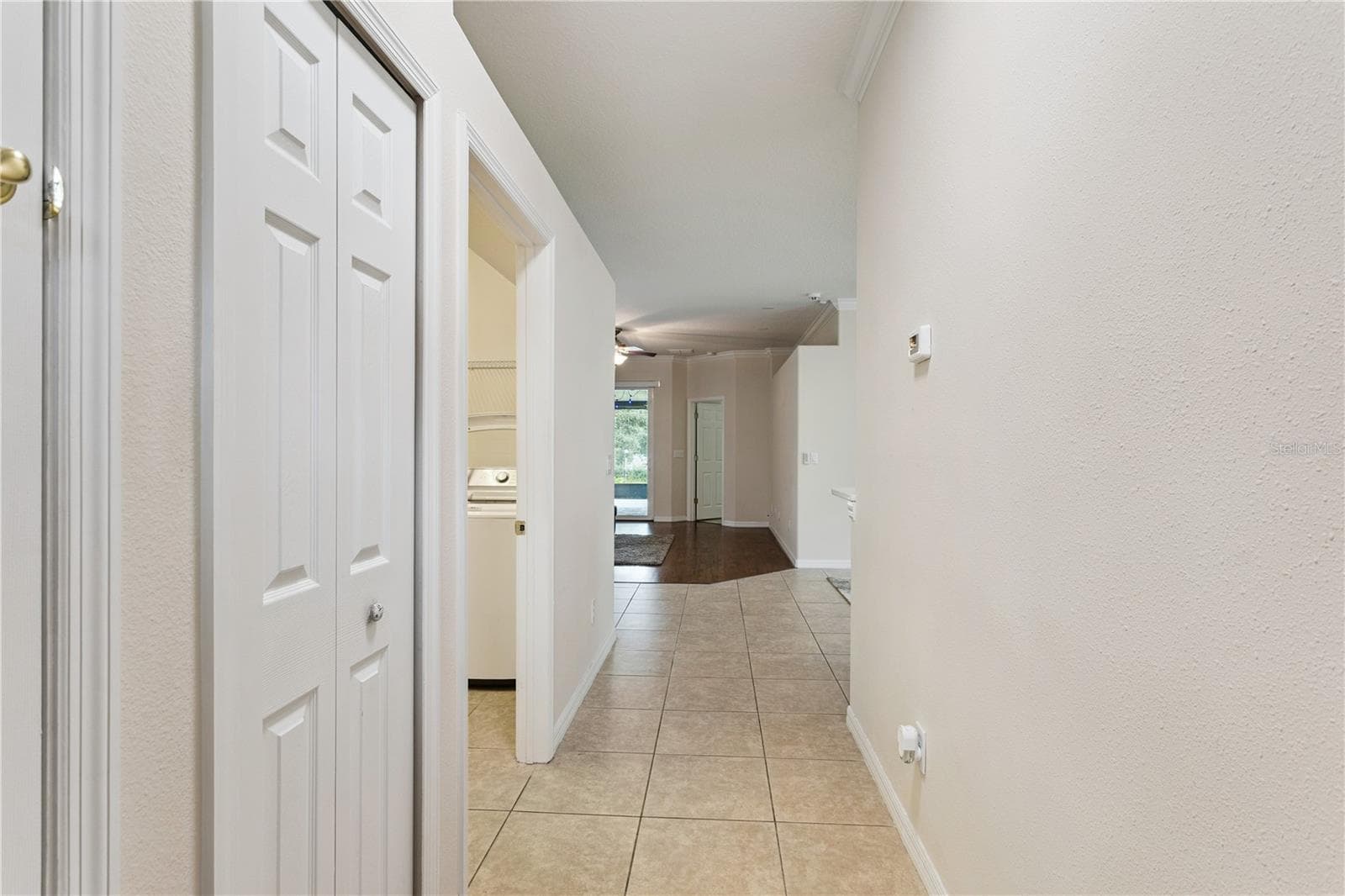 Foyer - 5018 TEMPIC DR, MOUNT DORA