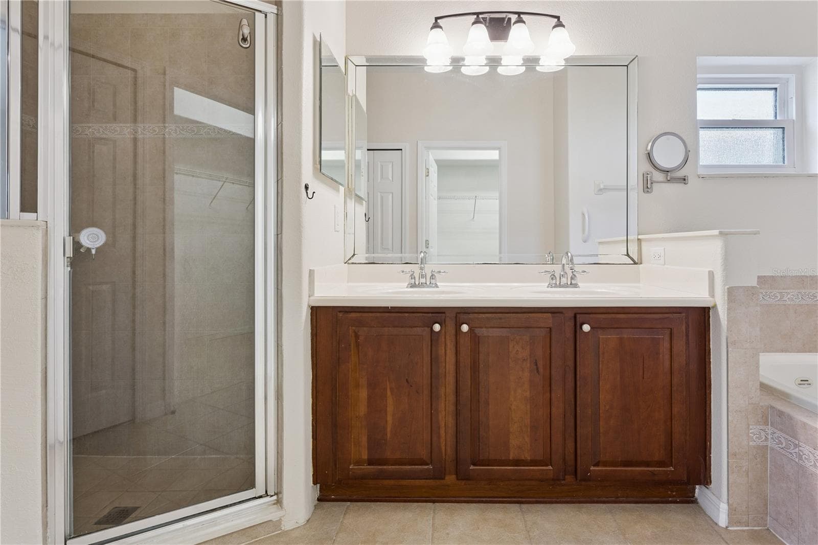 Primary Bathroom - 5018 TEMPIC DR, MOUNT DORA