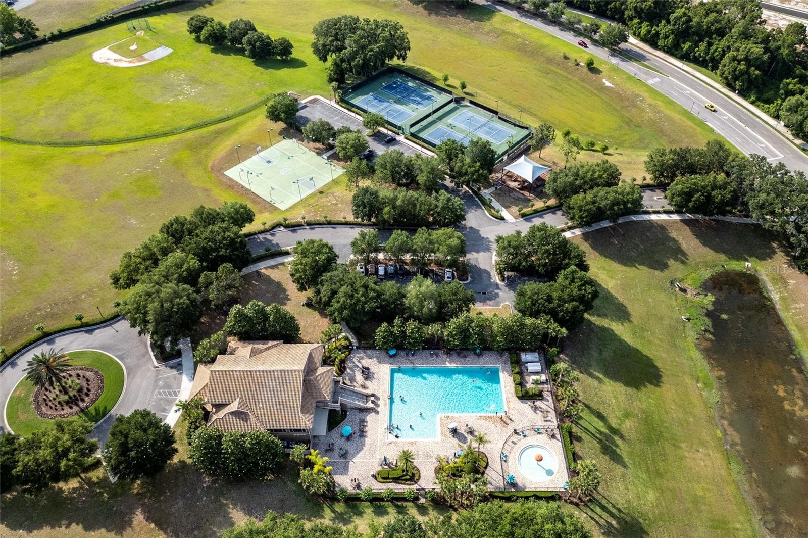 Community Pool - 5018 TEMPIC DR, MOUNT DORA