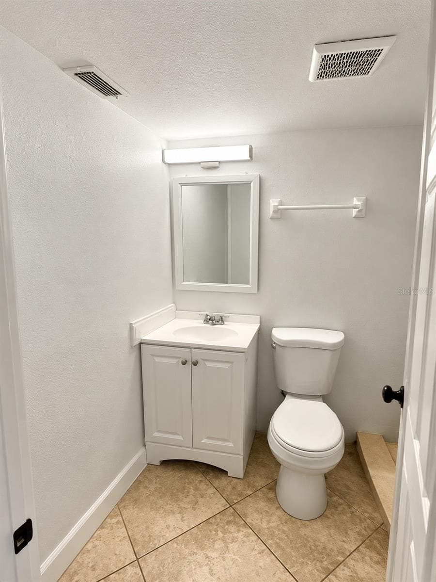 Condominium at 102 S PENINSULA DR #100, DAYTONA BEACH, photo 7 of 12