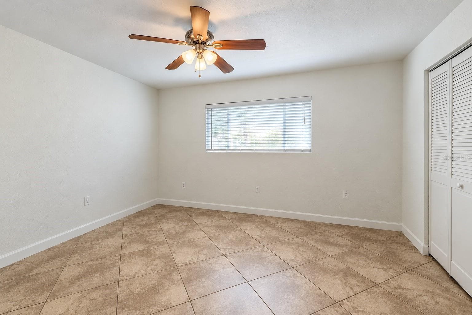 Condominium at 102 S PENINSULA DR #100, DAYTONA BEACH, photo 9 of 12