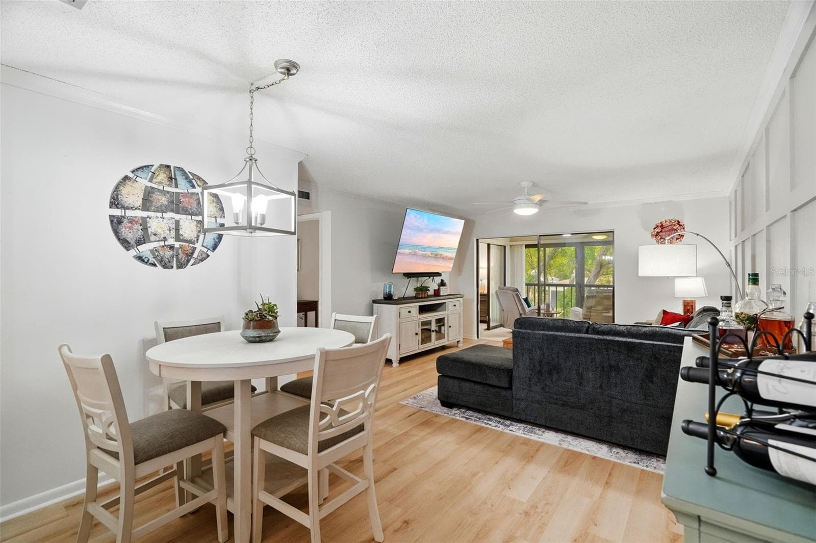 Dining/Living Area - 2700 NEBRASKA AVE #2-203, PALM HARBOR