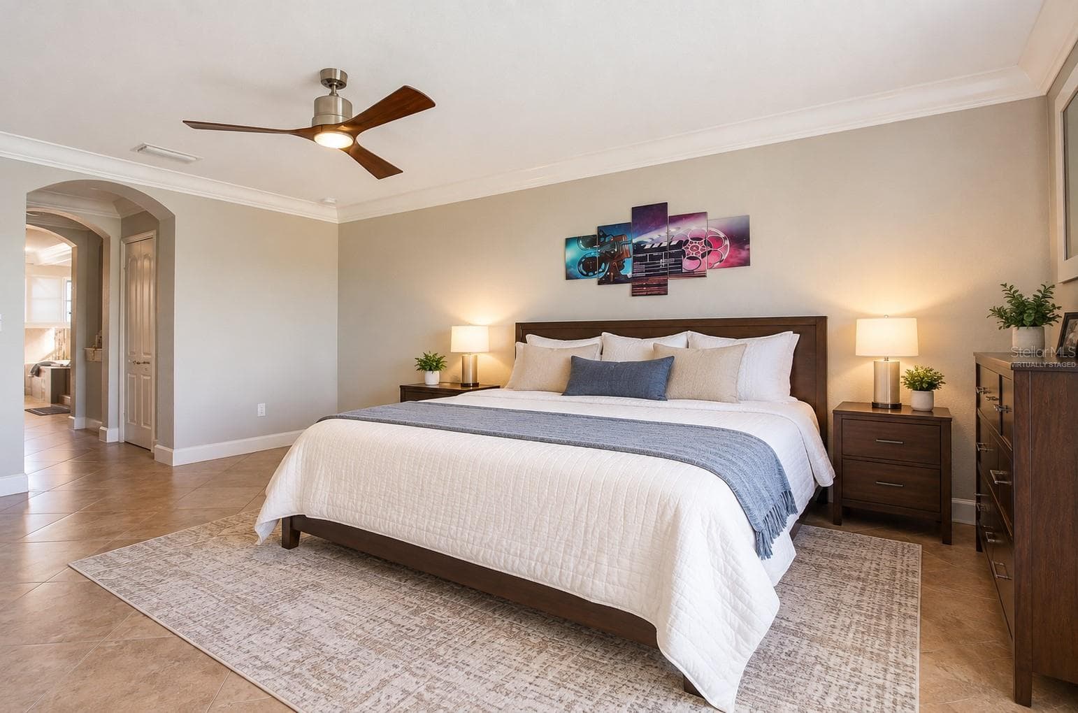 Virtually Staged - 6914 QUIET CREEK DR, BRADENTON