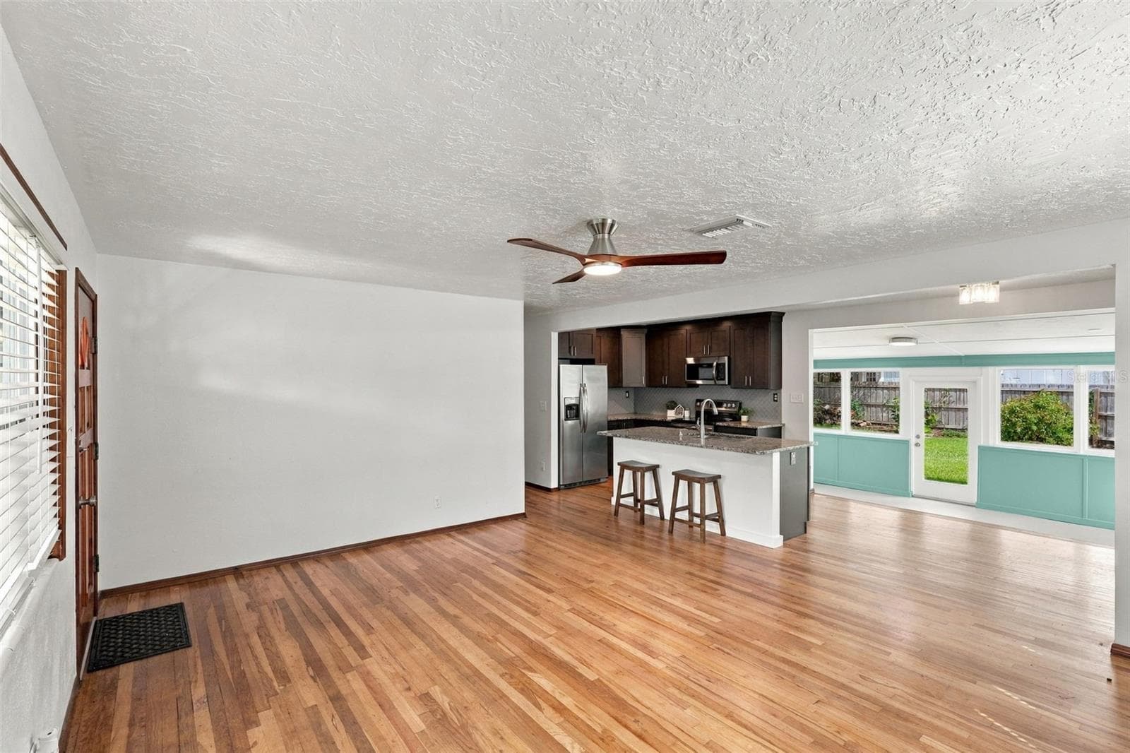 Single Family Residence at 4479 FAIRVIEW AVE, ORLANDO, photo 14 of 45