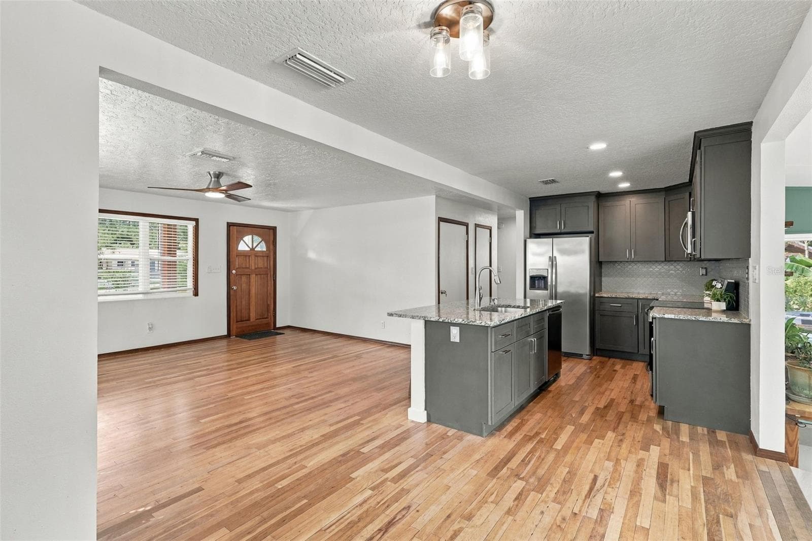 Single Family Residence at 4479 FAIRVIEW AVE, ORLANDO, photo 17 of 45