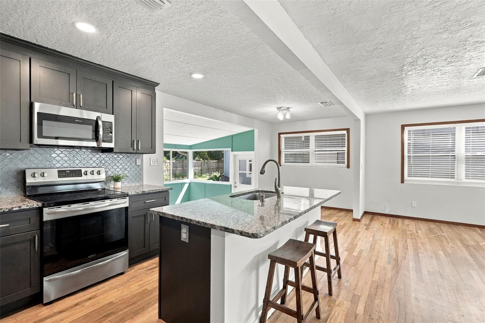 Single Family Residence at 4479 FAIRVIEW AVE, ORLANDO, photo 19 of 45