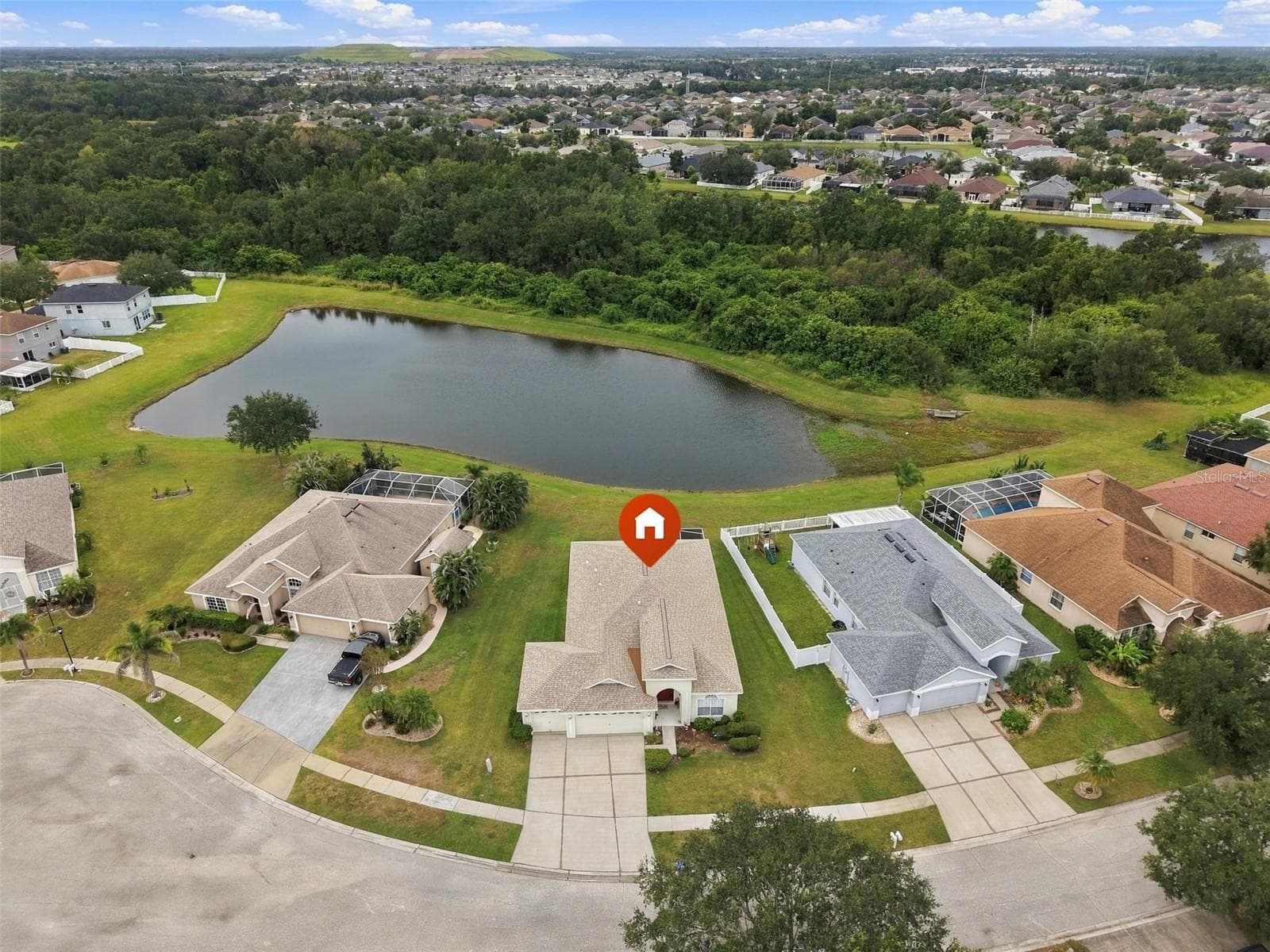 Single Family Residence at 10915 AUSTRALIAN PINE DR, RIVERVIEW, photo 3 of 37