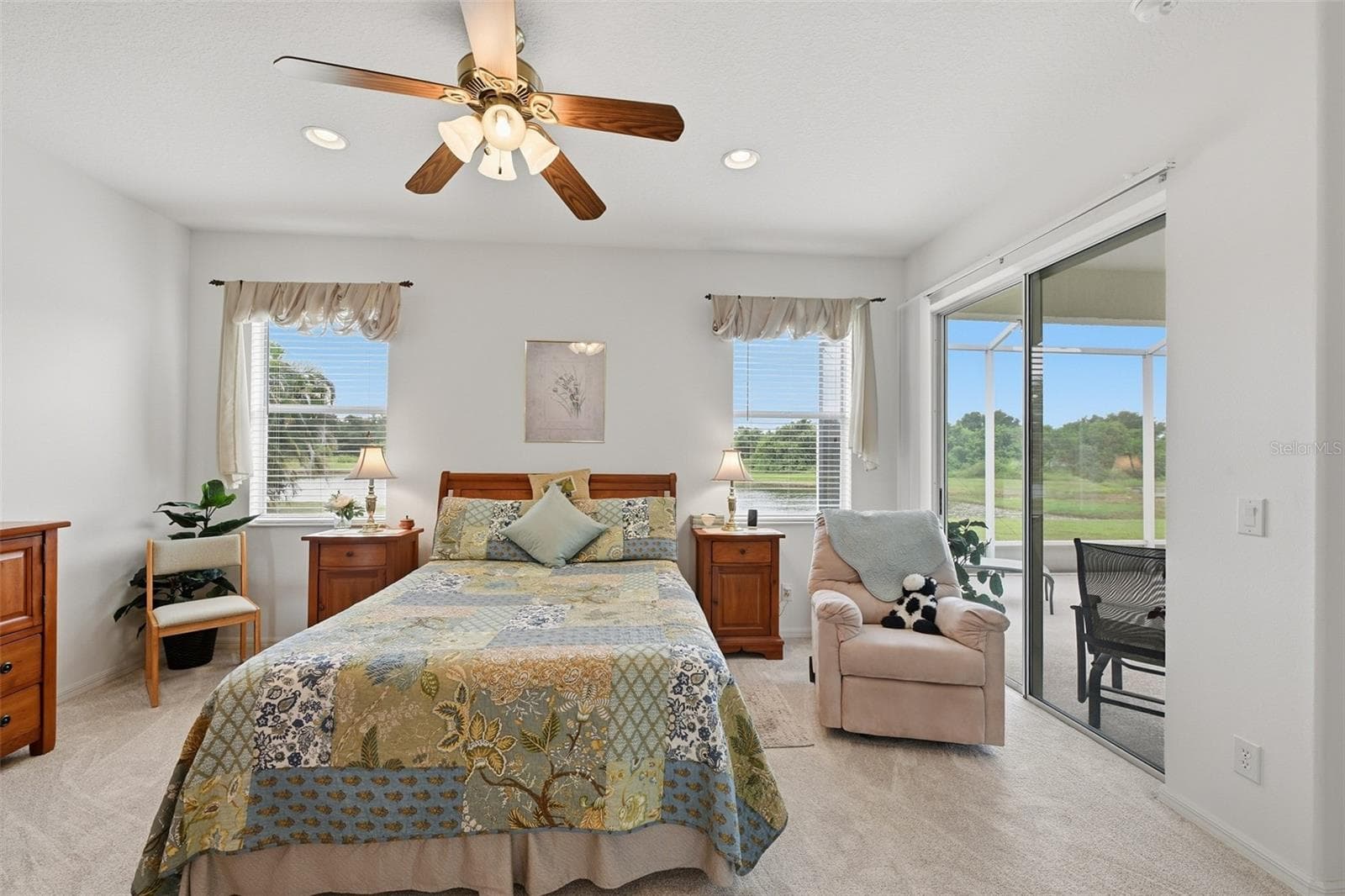 Single Family Residence at 10915 AUSTRALIAN PINE DR, RIVERVIEW, photo 18 of 37