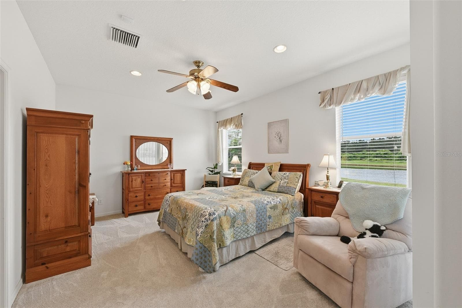 Single Family Residence at 10915 AUSTRALIAN PINE DR, RIVERVIEW, photo 19 of 37