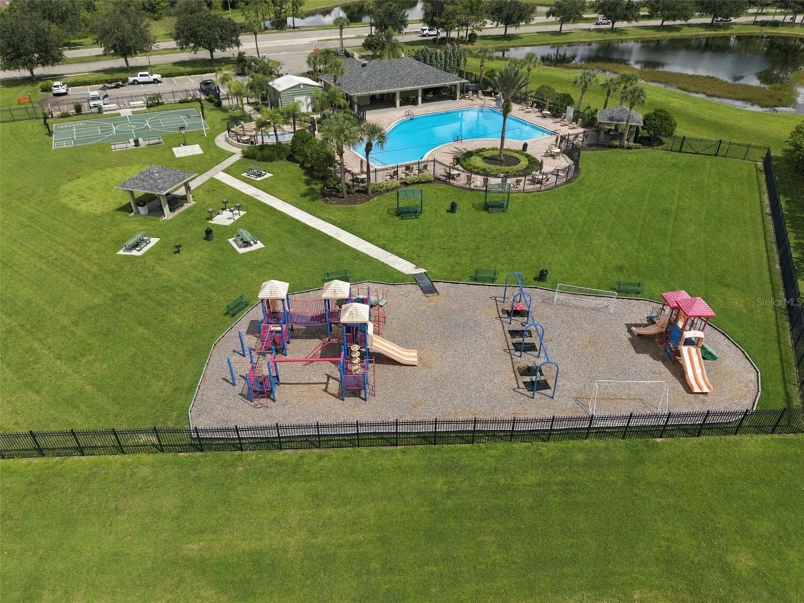 Single Family Residence at 10915 AUSTRALIAN PINE DR, RIVERVIEW, photo 37 of 37