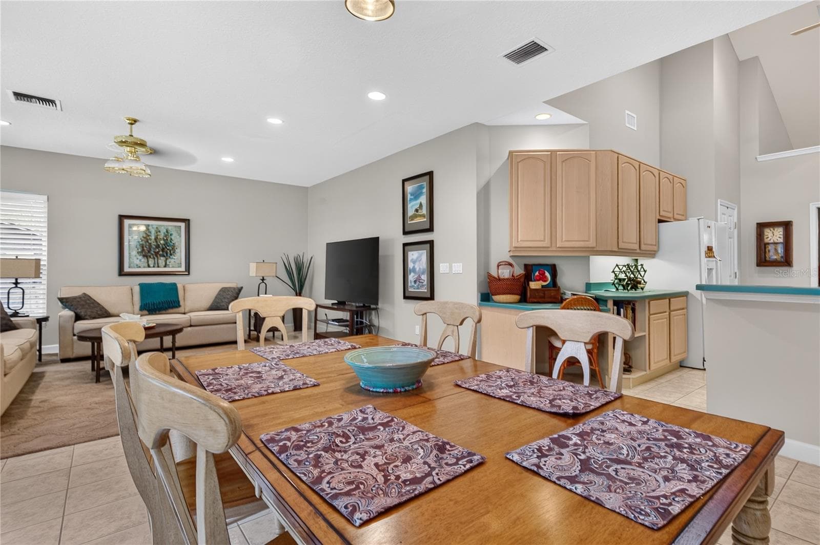 Single Family Residence at 9211 SILVER LAKE DR, LEESBURG, photo 14 of 50