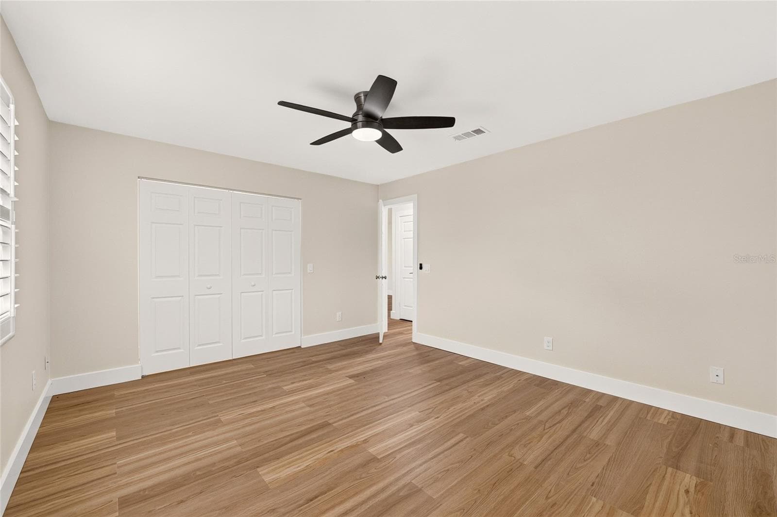 Bedroom - 1124 DEL TORO DR, LADY LAKE