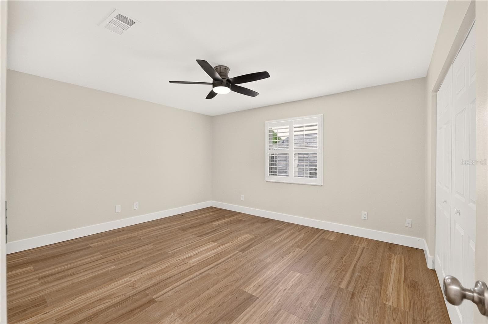 Bedroom - 1124 DEL TORO DR, LADY LAKE
