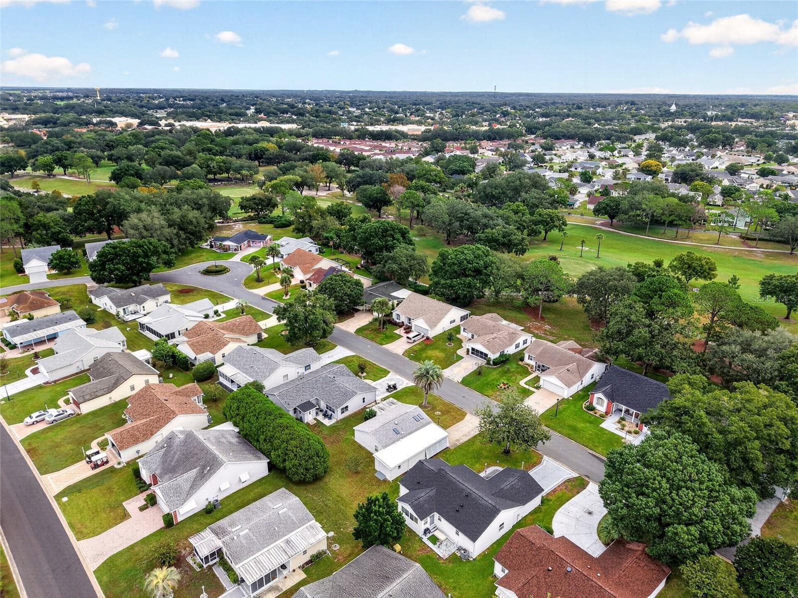 Aerial Neighborhood View - 1124 DEL TORO DR, LADY LAKE