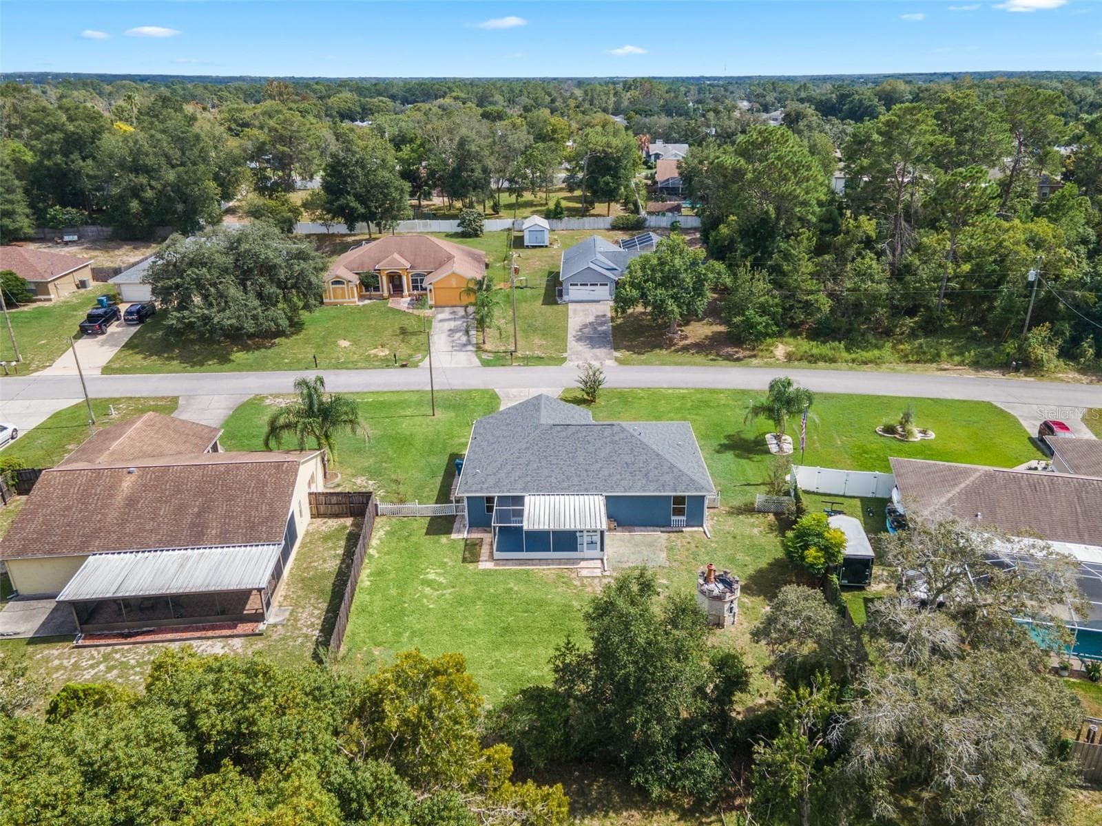 Single Family Residence at 13393 TWIN LAKE AVE, SPRING HILL, photo 41 of 49