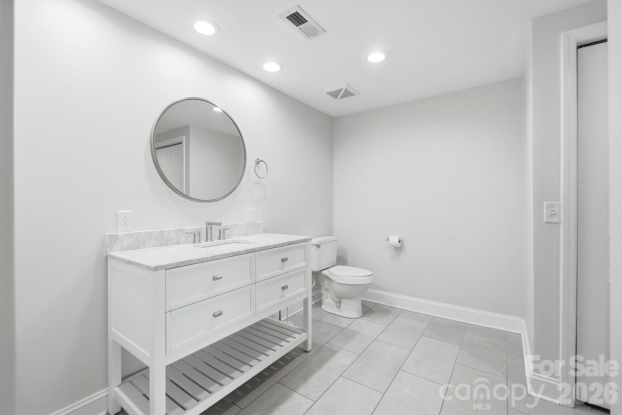 Condominium at Charlotte, photo 9 of 45