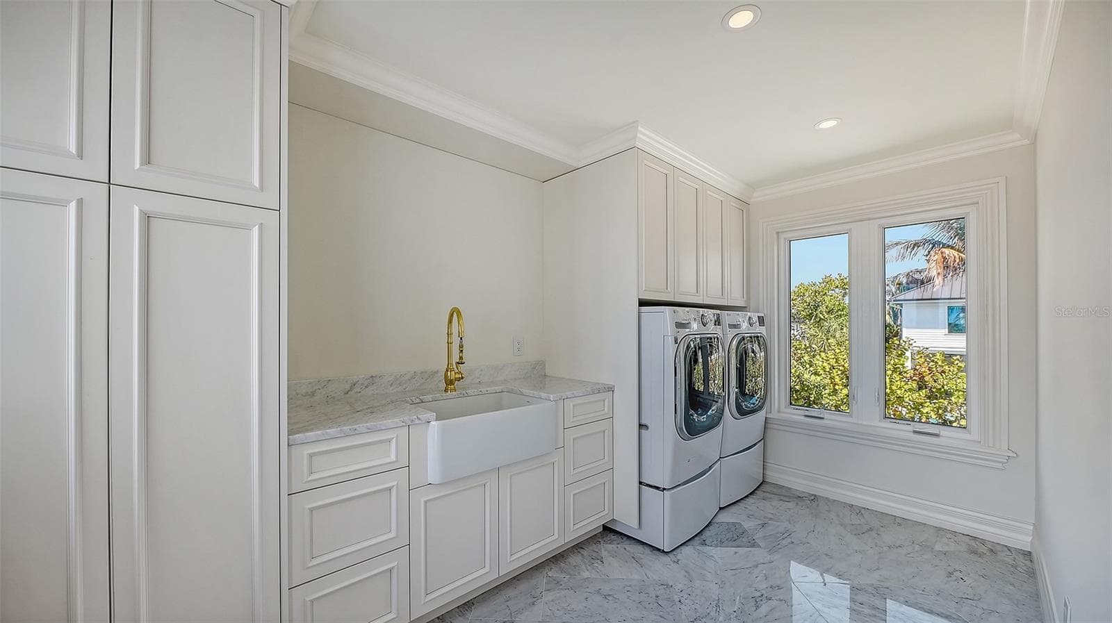 Single Family Residence at 6529 GULFSIDE RD, LONGBOAT KEY, photo 11 of 35