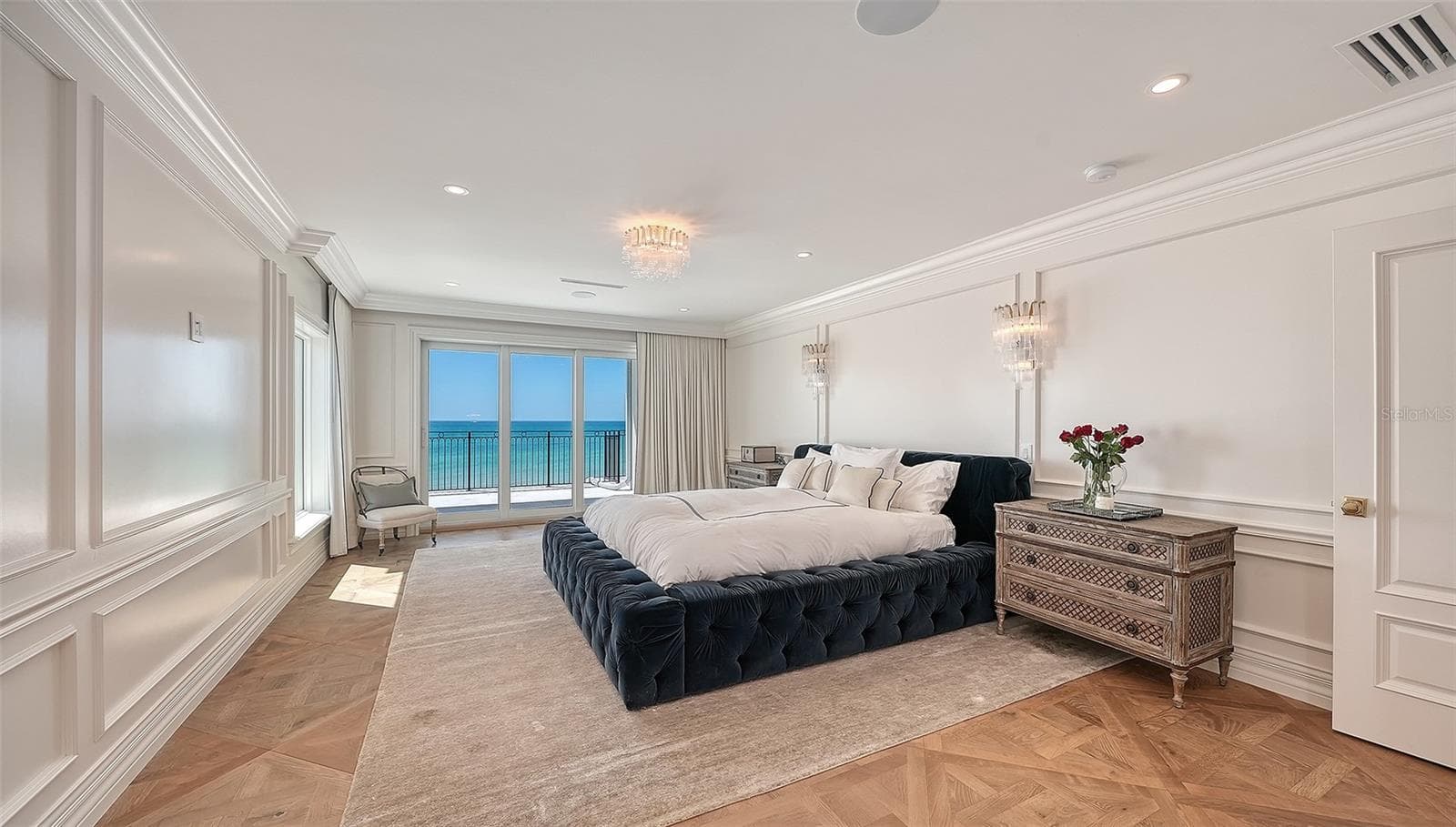 Single Family Residence at 6529 GULFSIDE RD, LONGBOAT KEY, photo 18 of 35