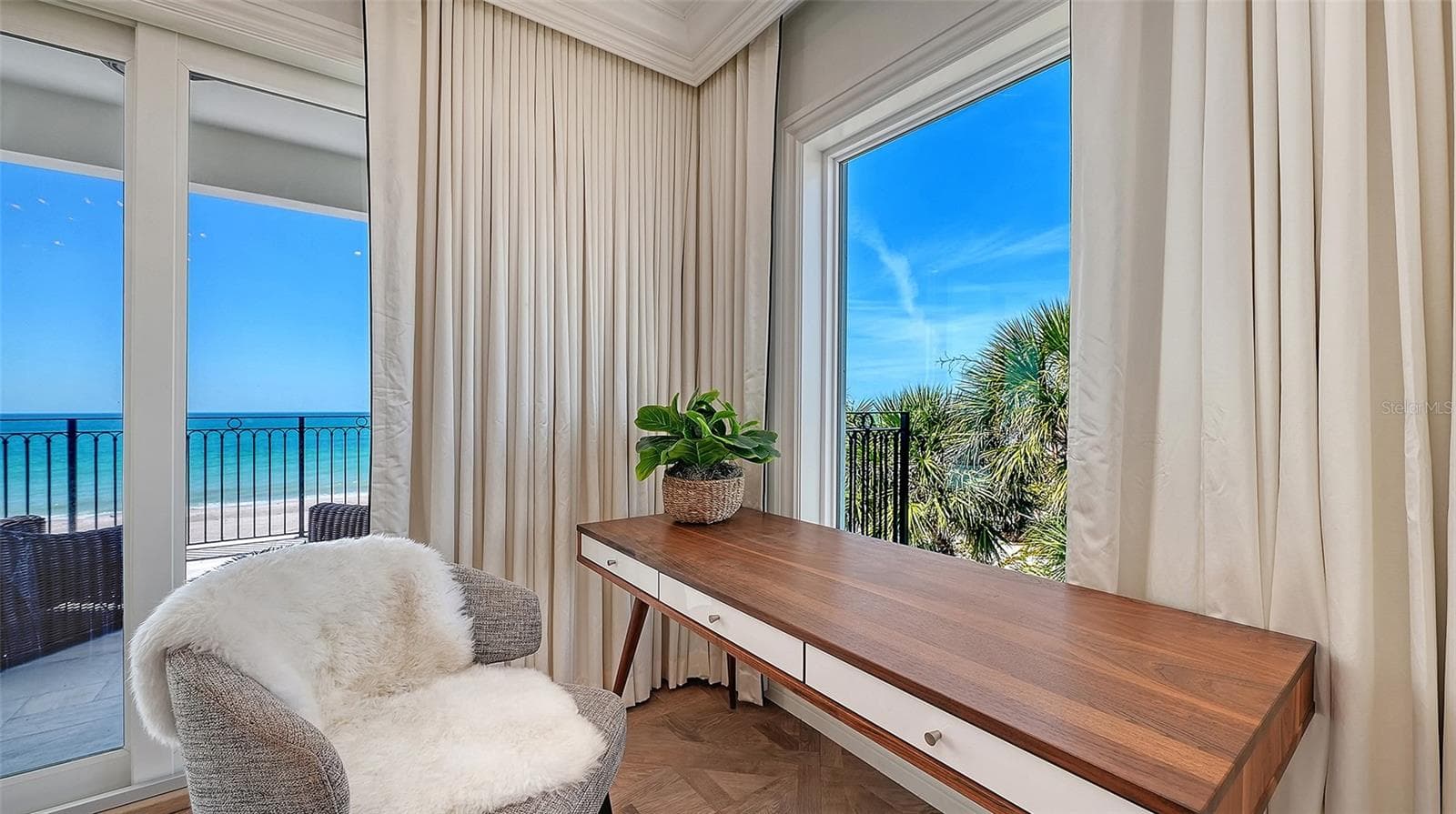 Single Family Residence at 6529 GULFSIDE RD, LONGBOAT KEY, photo 21 of 35