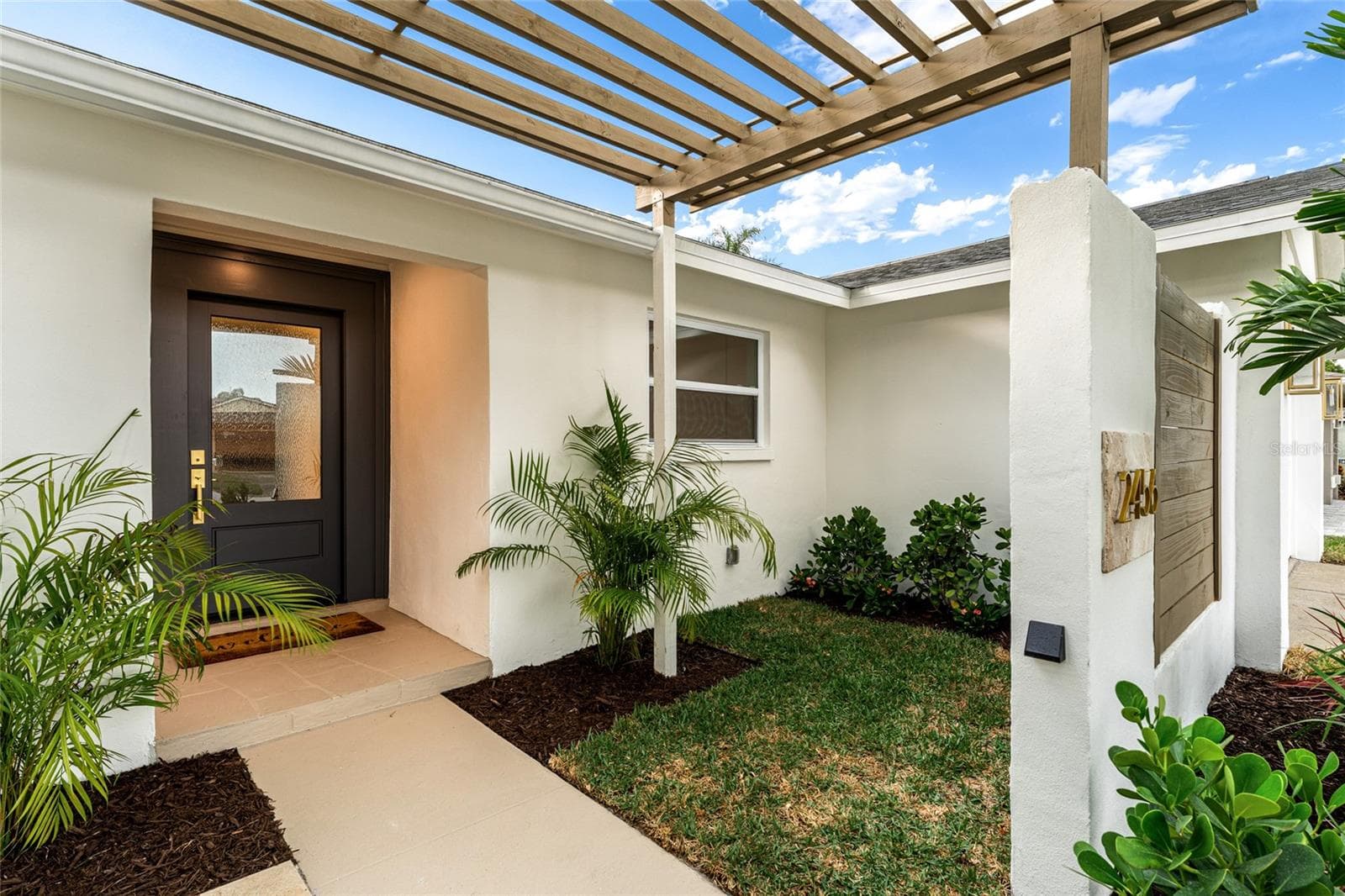Single Family Residence at 2456 TIMBERCREST CIR W, CLEARWATER, photo 4 of 45
