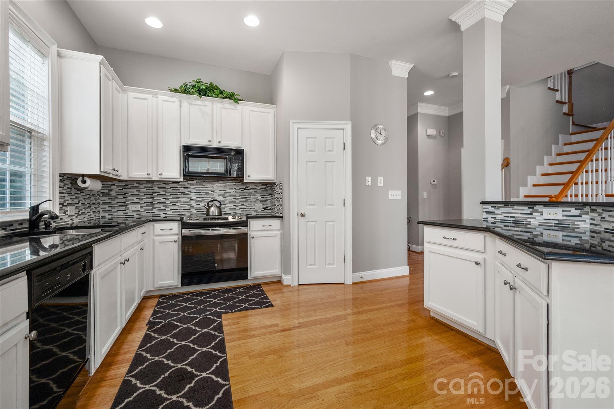 Single Family Residence at 3004 Ivy Brook Place, Matthews, photo 15 of 38