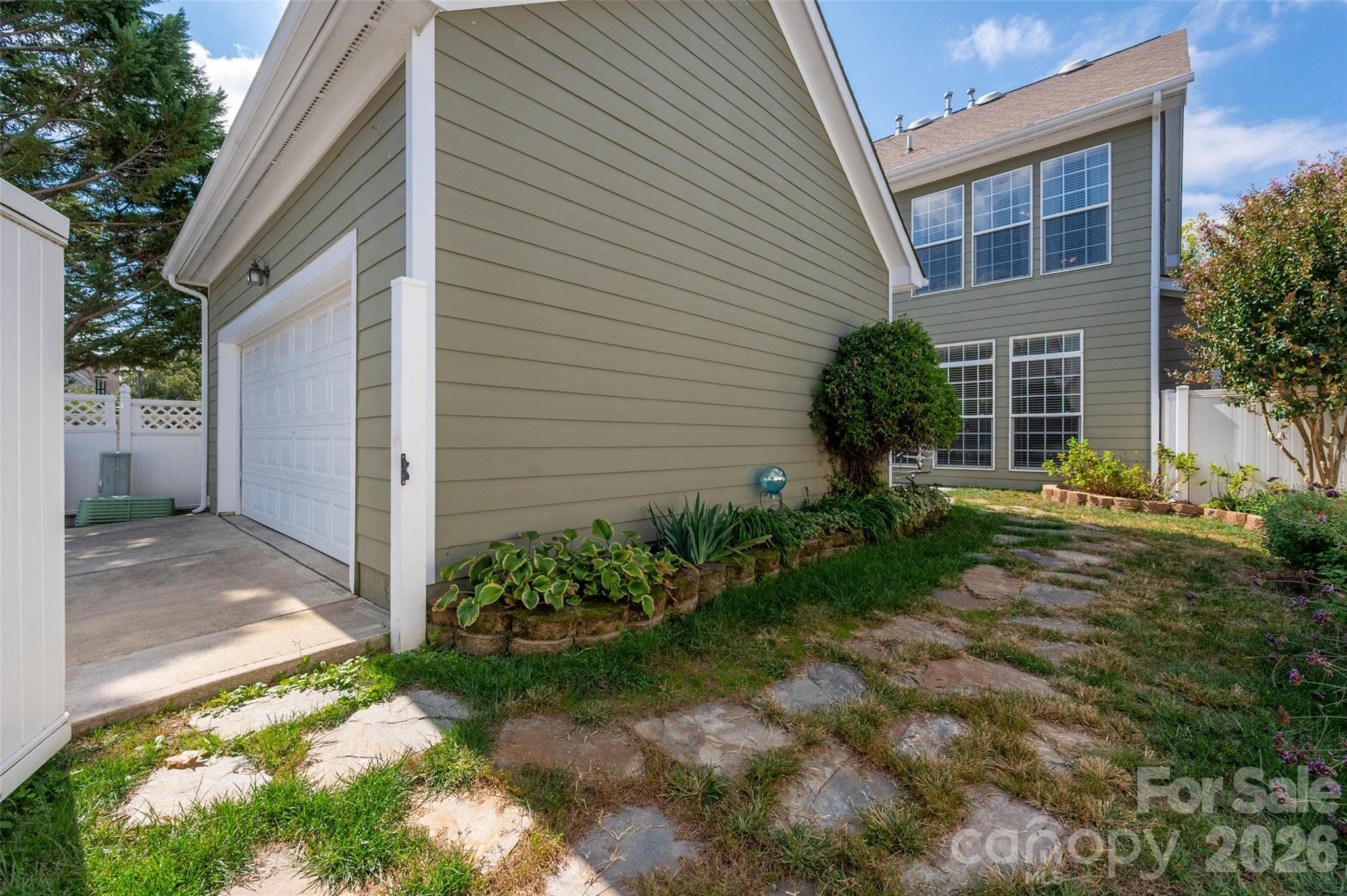 Single Family Residence at 3004 Ivy Brook Place, Matthews, photo 32 of 38