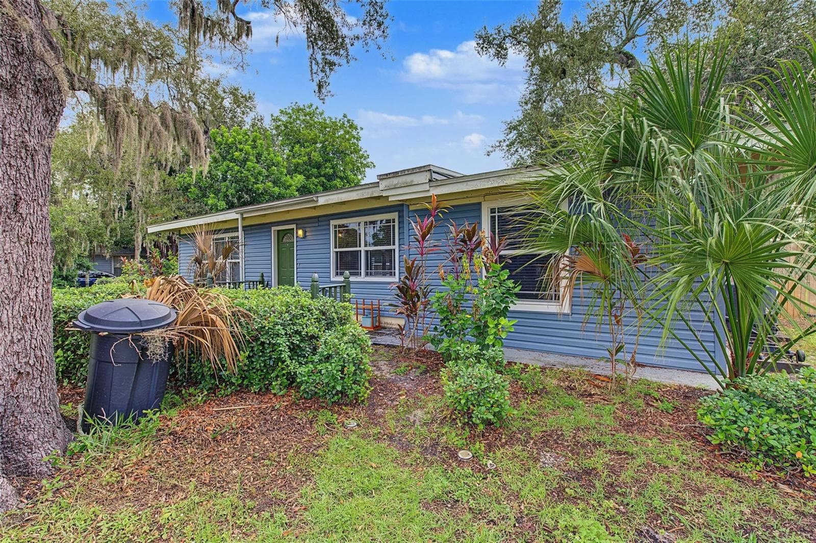 Single Family Residence at 514 12TH AVE W, PALMETTO, photo 4 of 45
