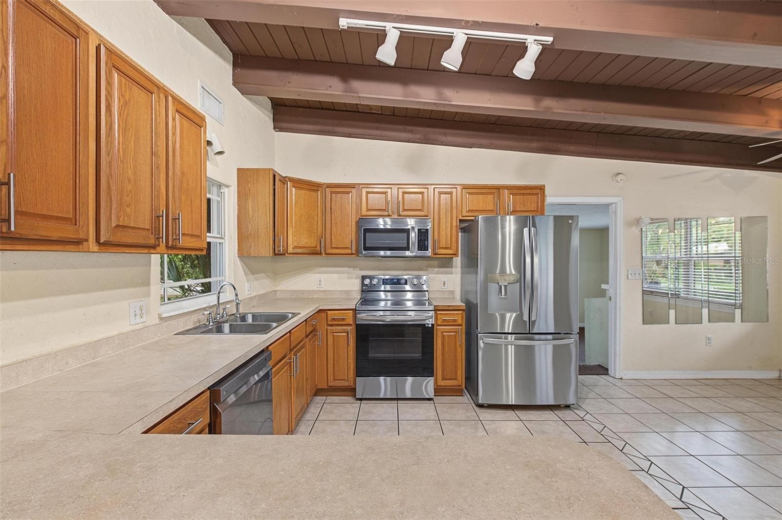 Single Family Residence at 514 12TH AVE W, PALMETTO, photo 10 of 45