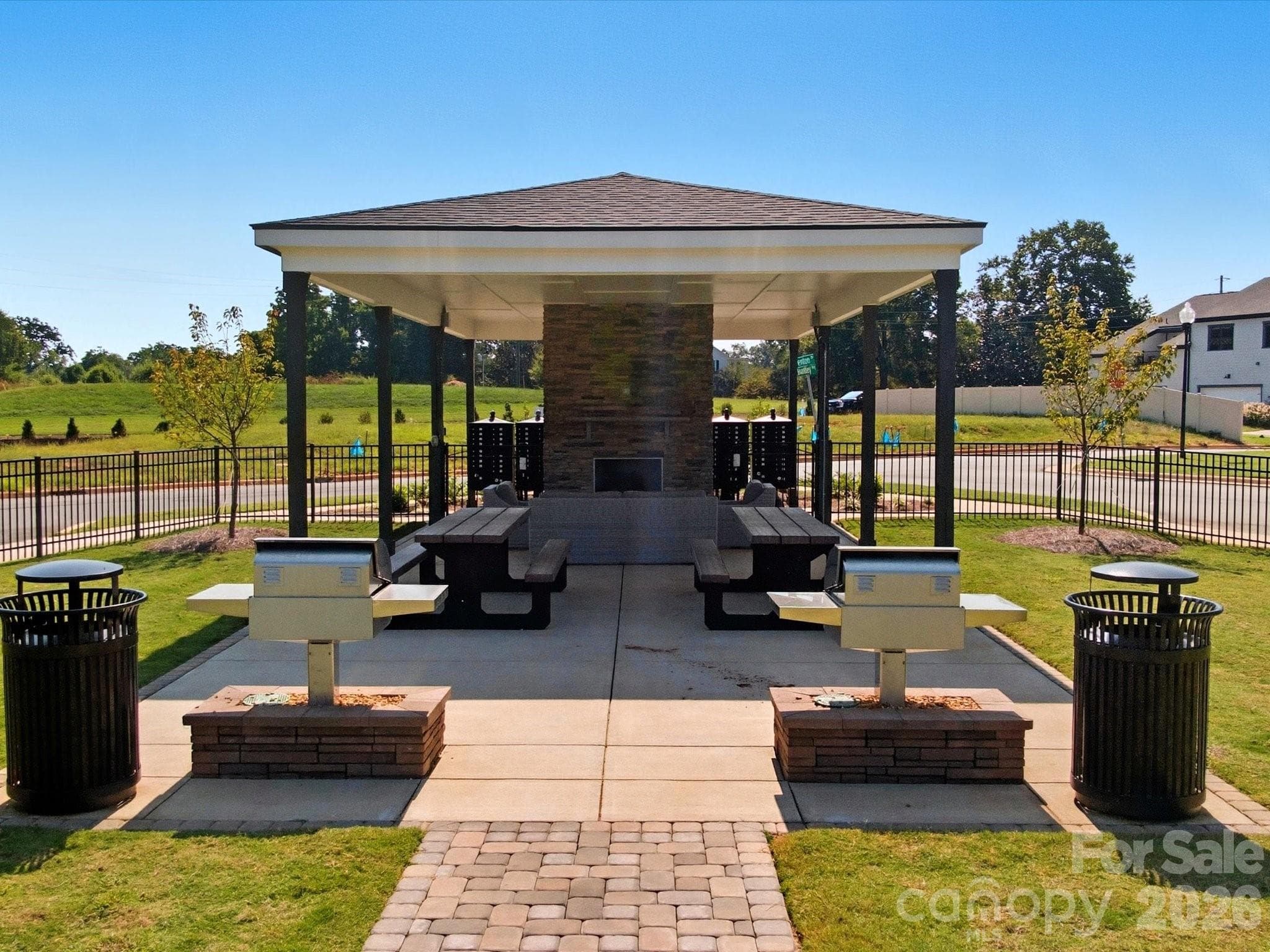 Fenced in Green Space so you and your Furry Friends Can Enjoy. - 217 Halemarg Drive, Belmont