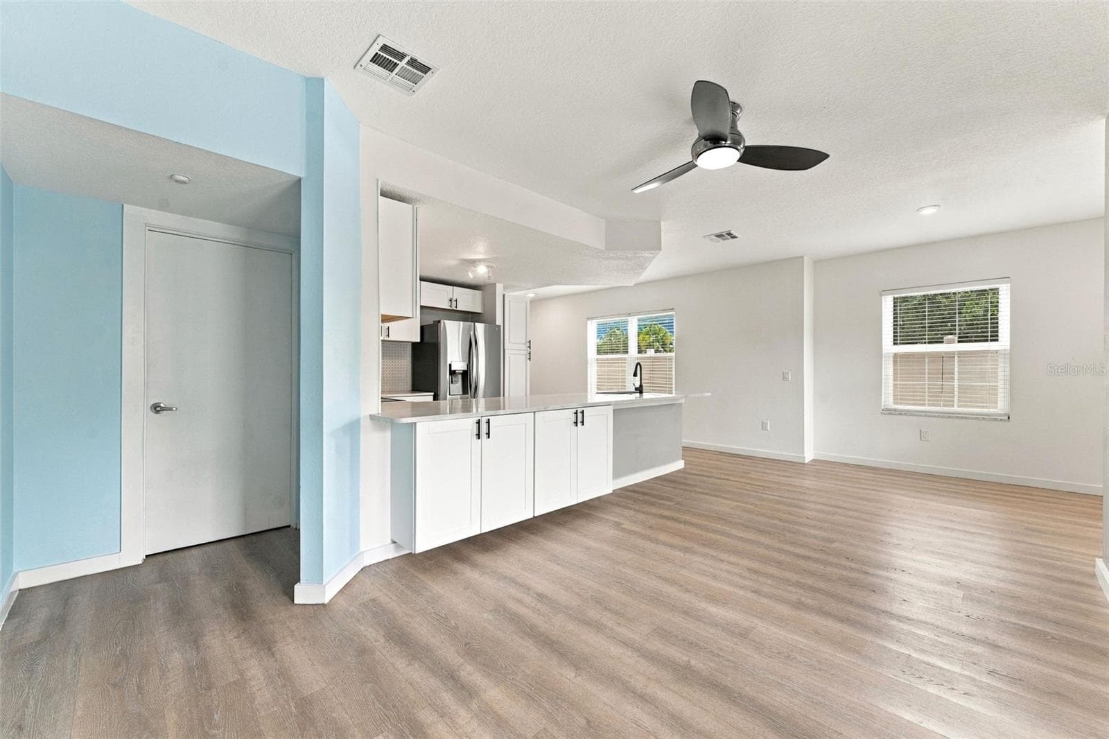 Townhouse at 4363 TYLER CIR N, ST PETERSBURG, photo 11 of 45