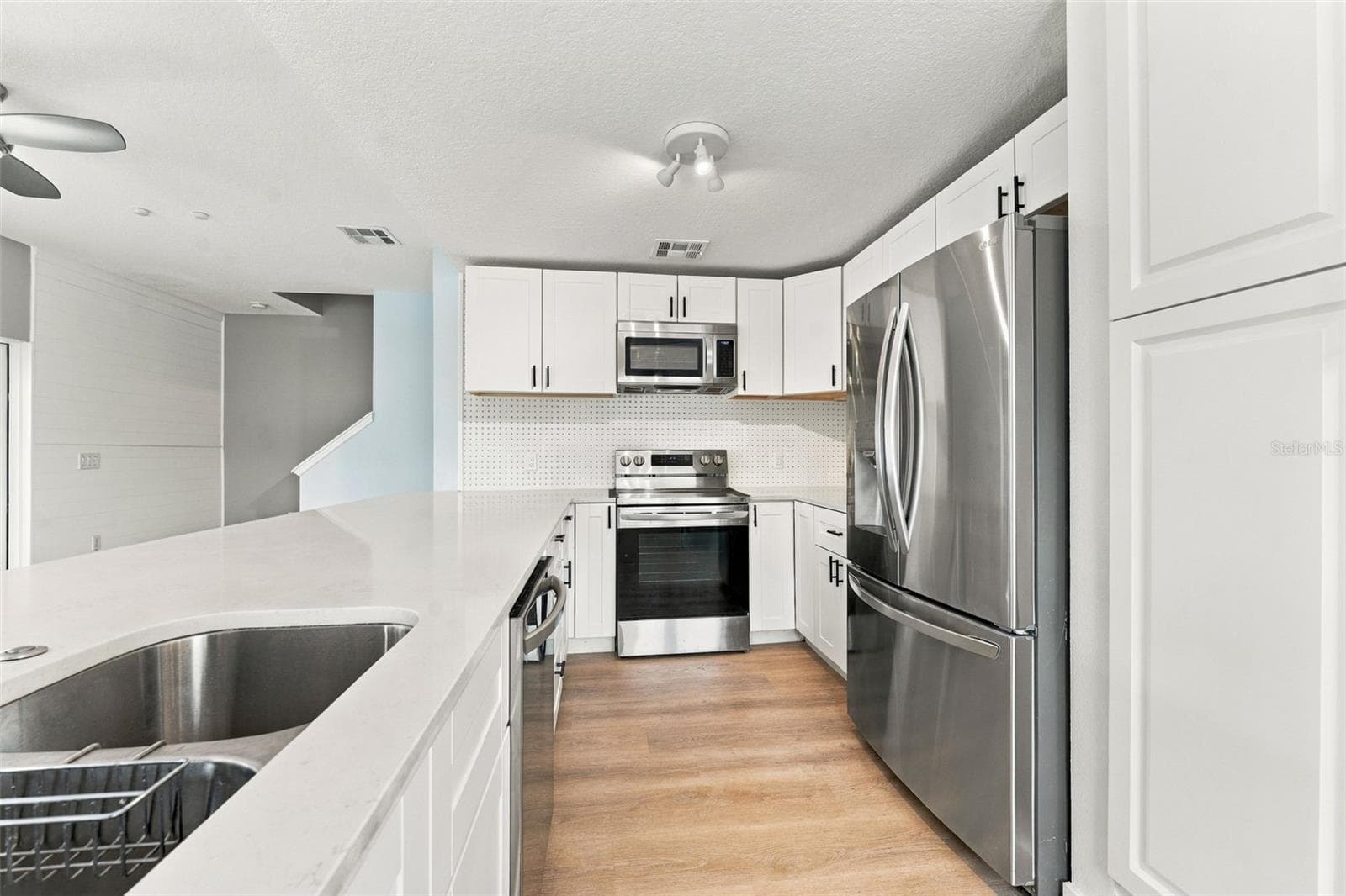 Townhouse at 4363 TYLER CIR N, ST PETERSBURG, photo 13 of 45