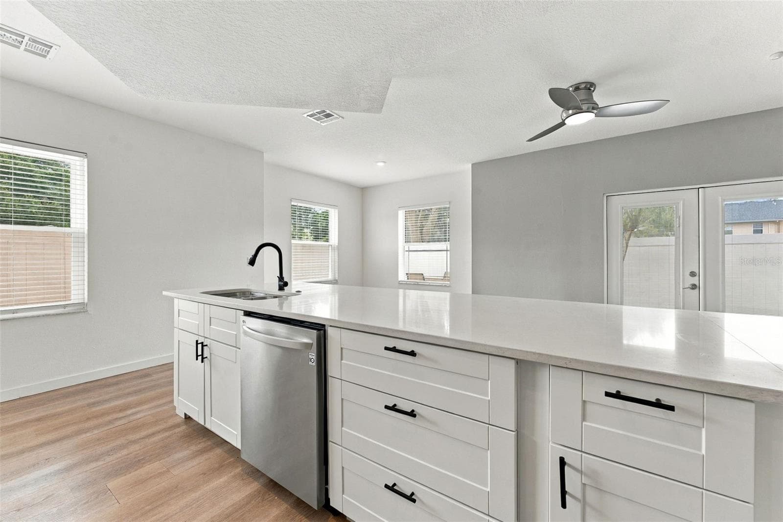 Townhouse at 4363 TYLER CIR N, ST PETERSBURG, photo 15 of 45