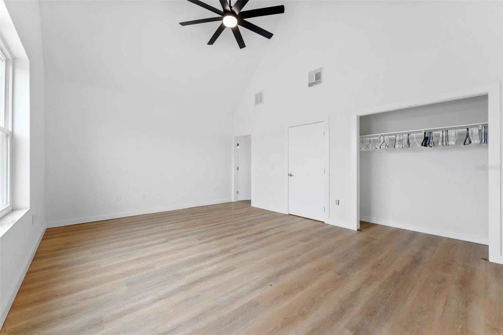 Townhouse at 4363 TYLER CIR N, ST PETERSBURG, photo 20 of 45