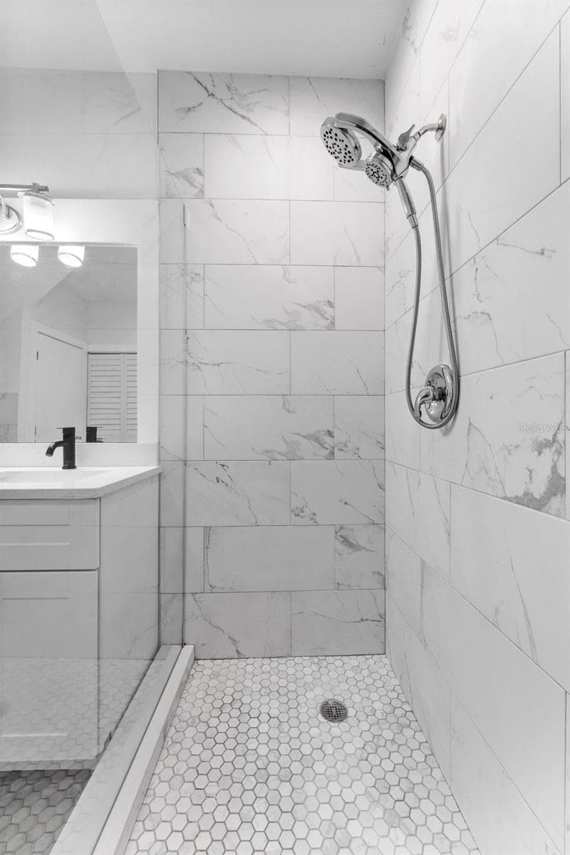 Townhouse at 4363 TYLER CIR N, ST PETERSBURG, photo 24 of 45