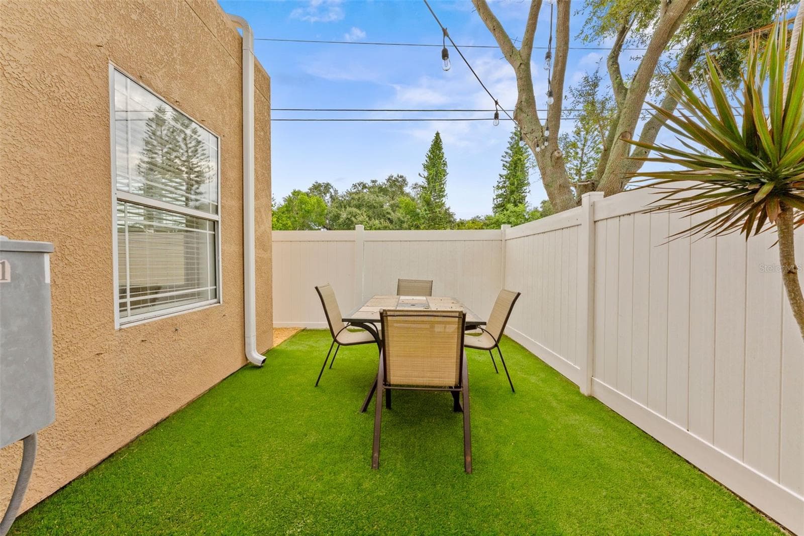 Townhouse at 4363 TYLER CIR N, ST PETERSBURG, photo 37 of 45