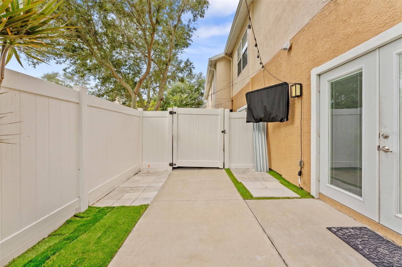 Townhouse at 4363 TYLER CIR N, ST PETERSBURG, photo 39 of 45